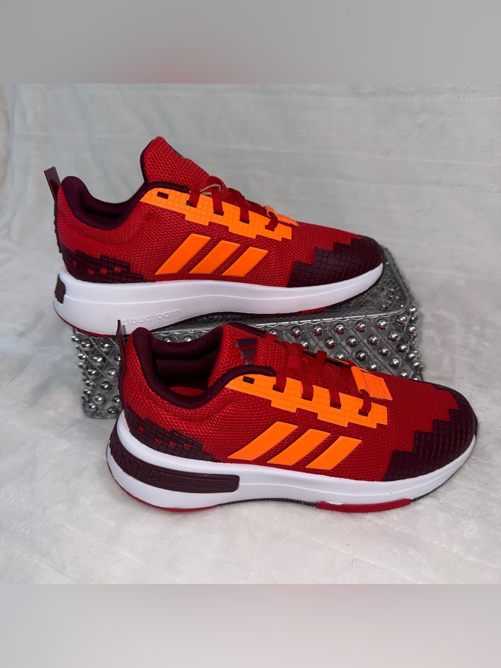 Adidas Kids 3.5Y Minecraft Red and Orange Cloudfoam Sneakers JR1968 nwt - Picture 12 of 14